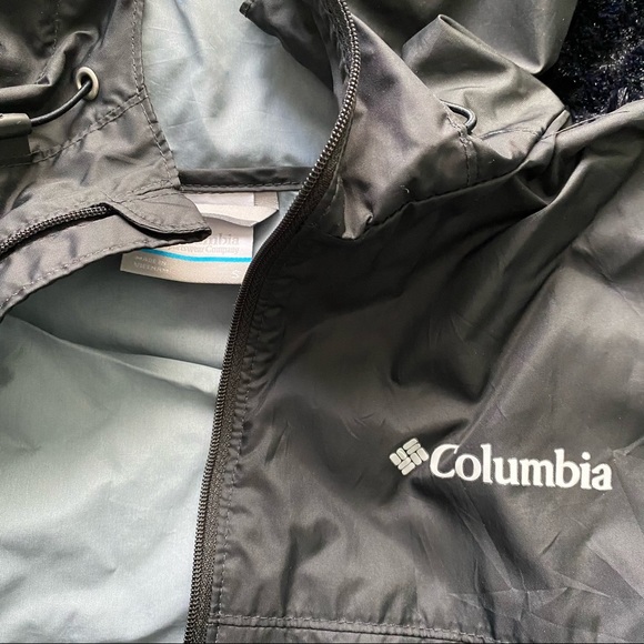 COLUMBIA Windbreaker - Picture 2 of 4